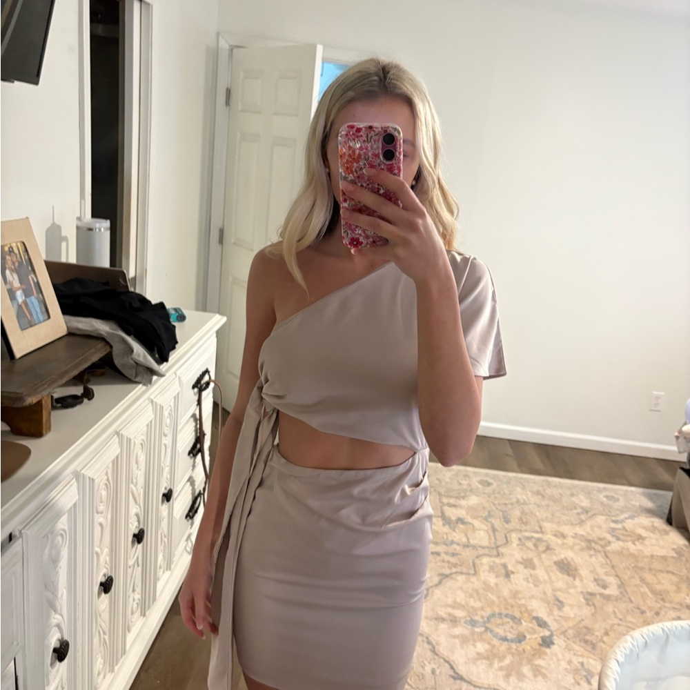 One-Shoulder Beige Dress